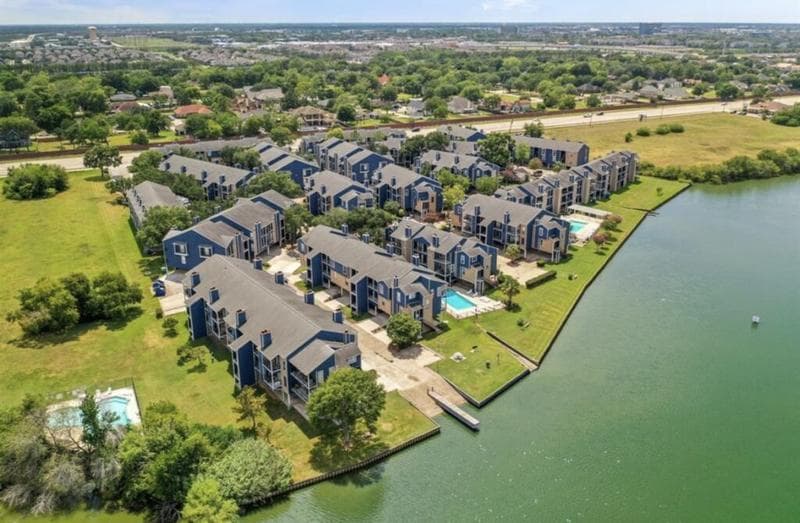 Egret Bay Condominiums