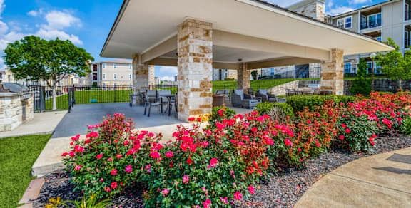 Residences at Gateway Village Apartments