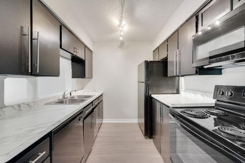 Richland Court Apartments