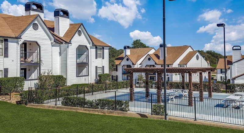 3001 Crystal Springs