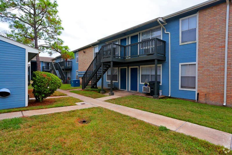 Albion Apartments