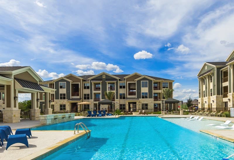 Ariza Plum Creek Apartments