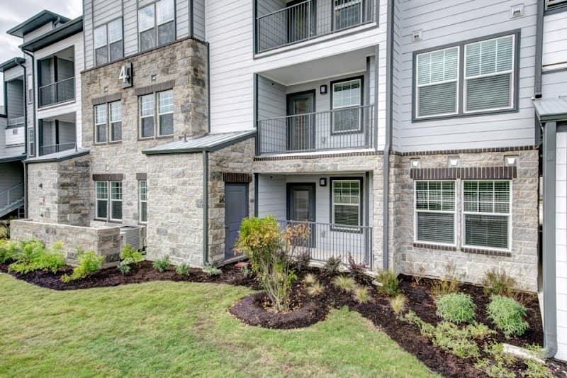 Art At Bratton's Edge Apartments