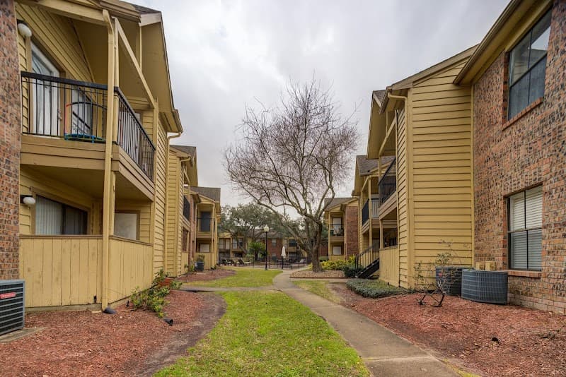 Ashford Strawbridge Apartments