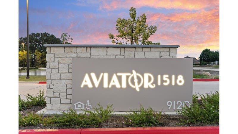 Aviator 1518