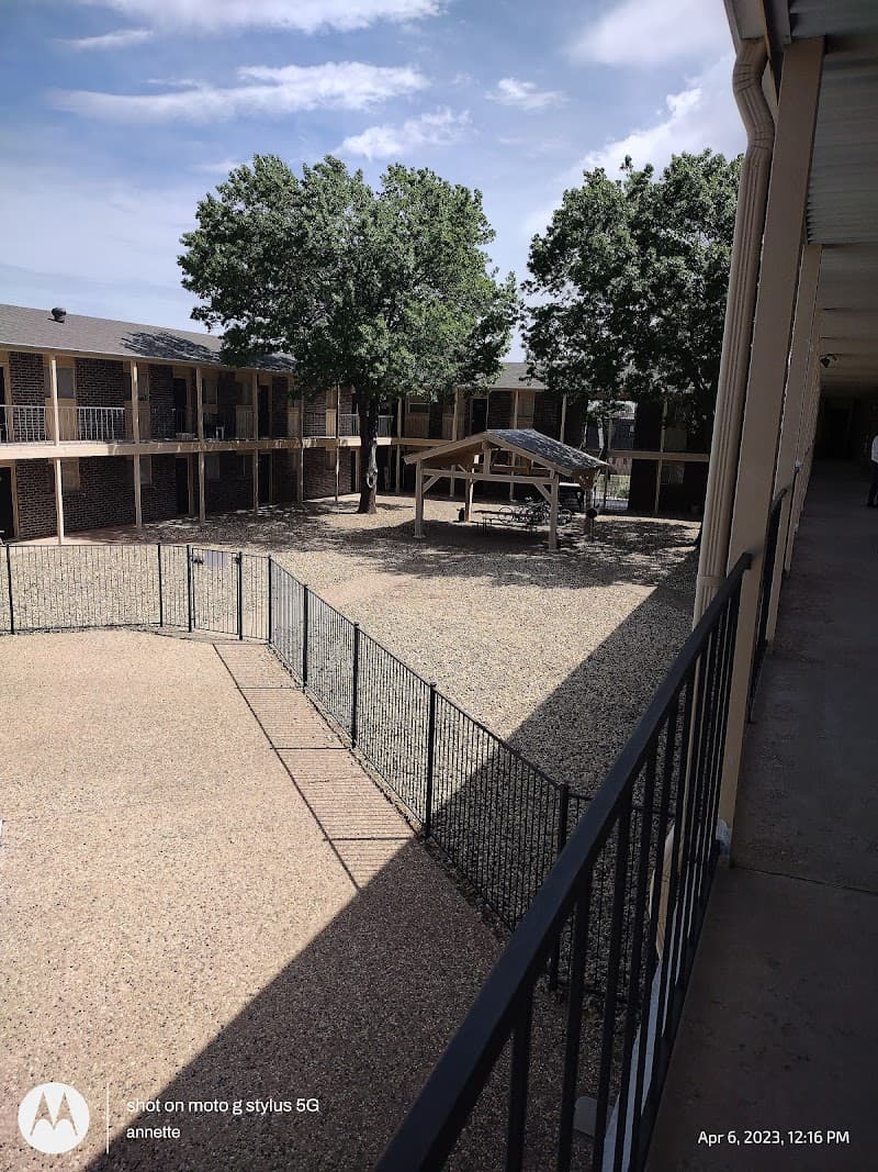 Cedar Crest Apartments