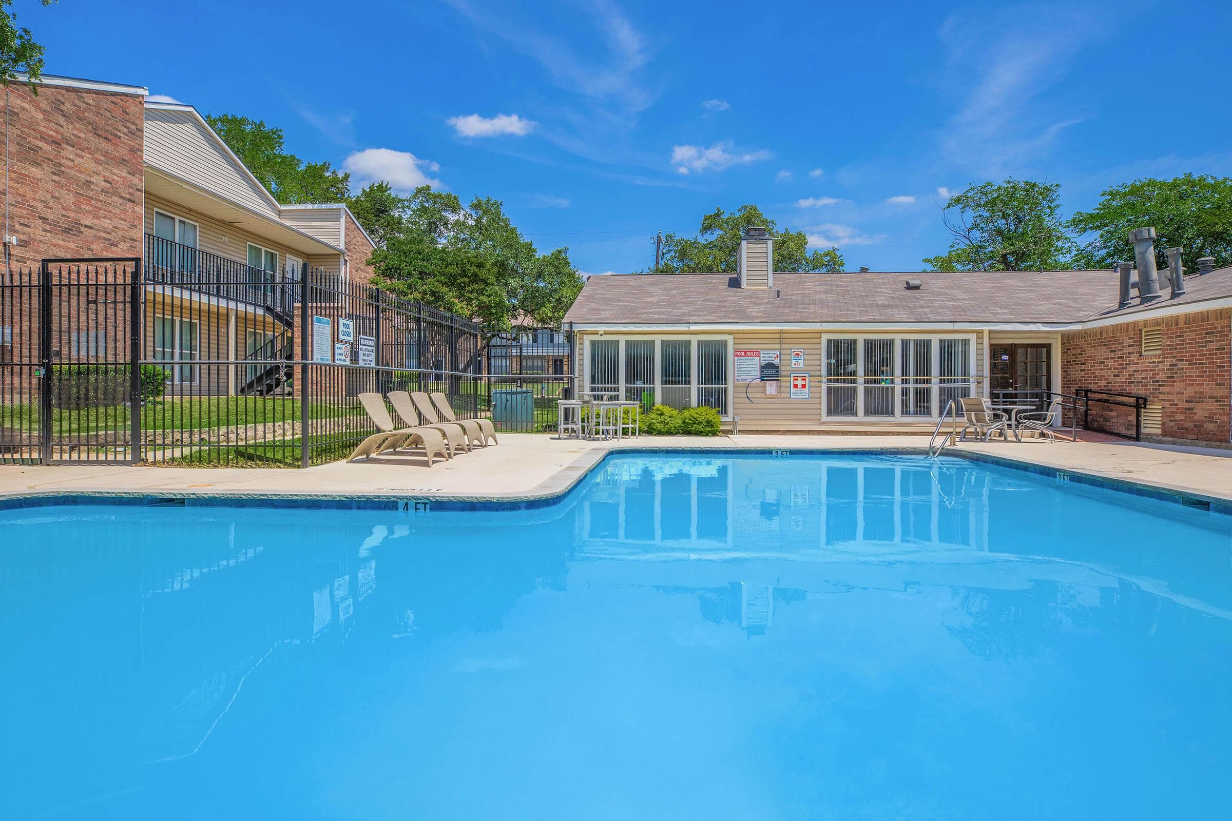 Center Ridge Apartments