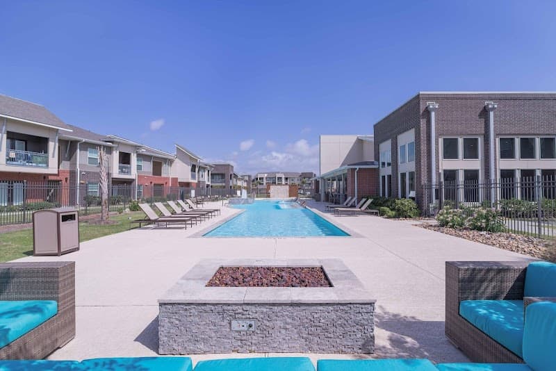 Century Palm Bluff