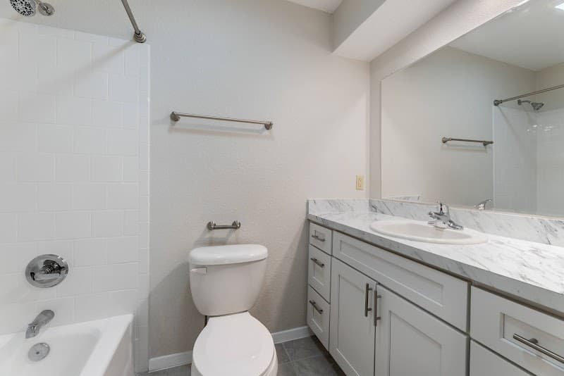 City Lake Townhomes