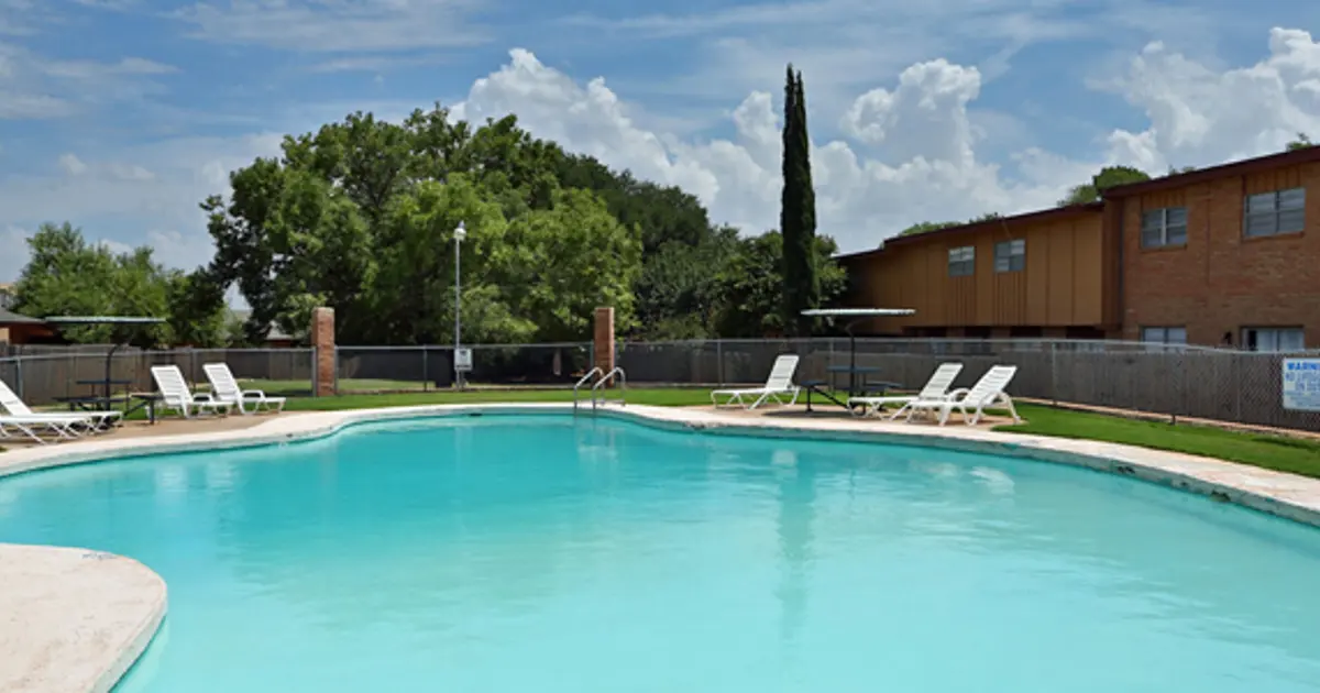 Coronado Hills Apartments