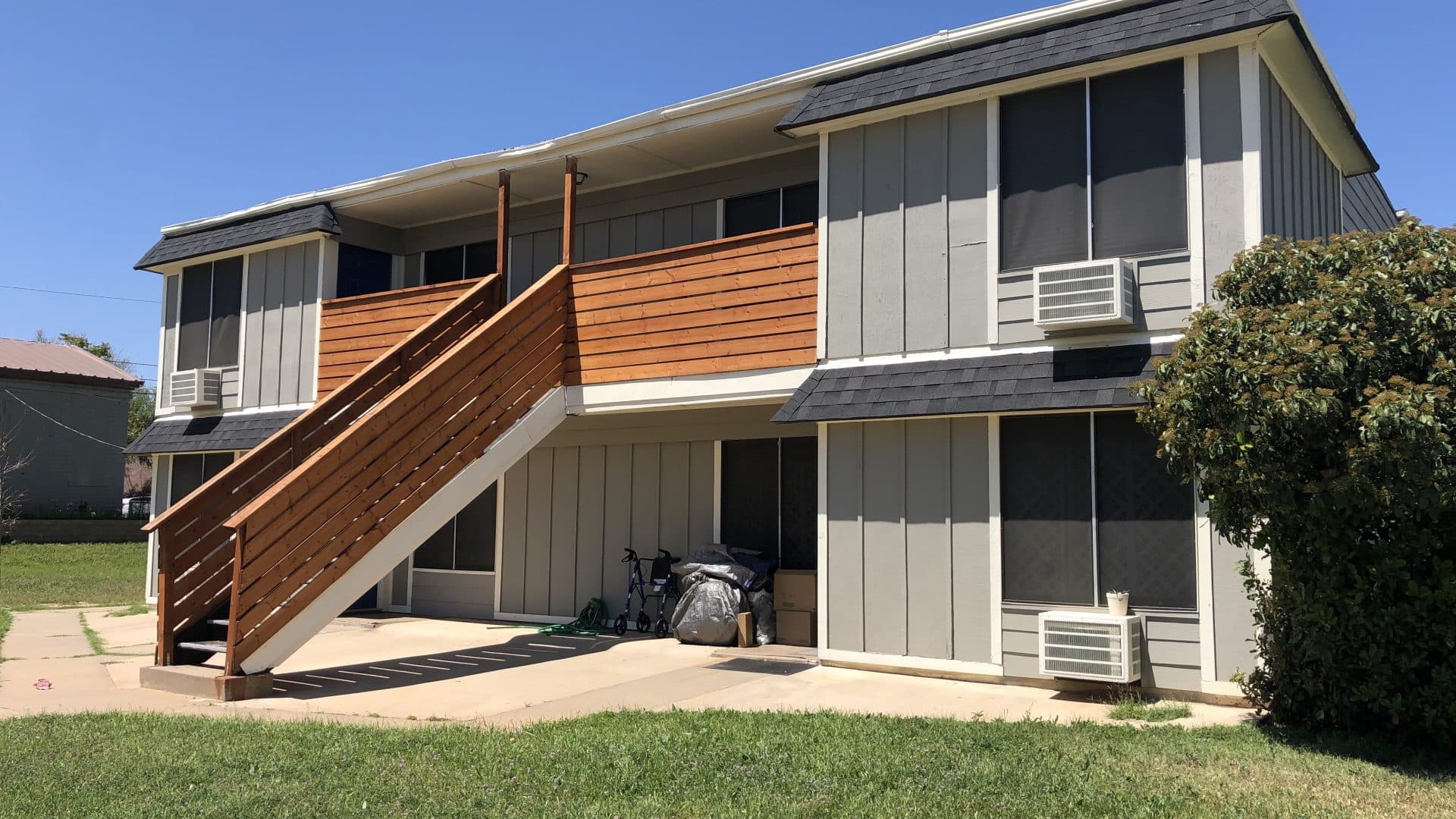 Elm Street Apartments