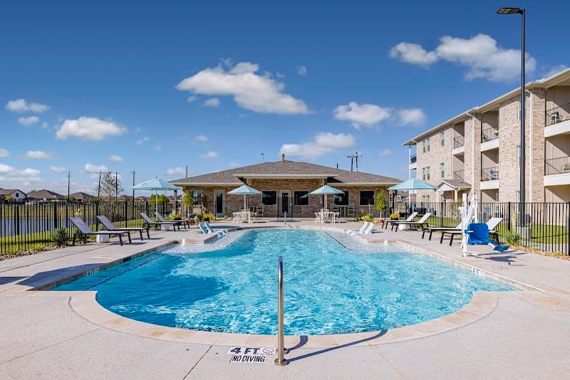 Flats at Van Alstyne