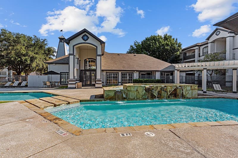 Fountains of Burleson Apartments