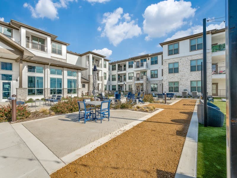 Grand at Saginaw Apartments