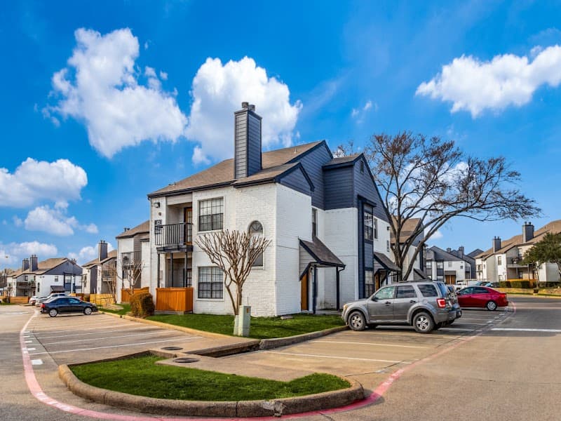 Knowlton Apartment Homes