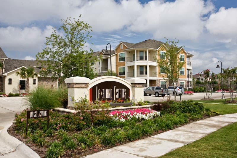 Lakeland Estates Apartments