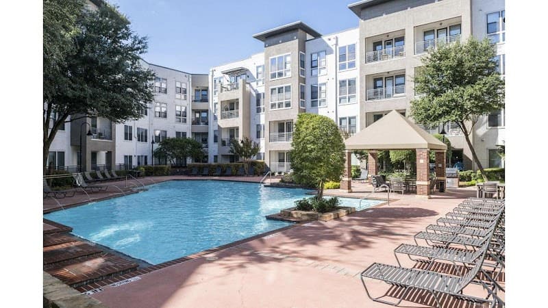 Lakeshore Lofts