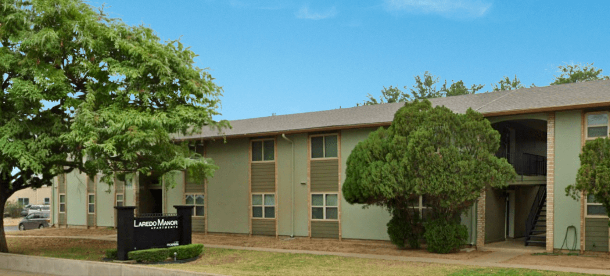 Laredo Manor Apartments
