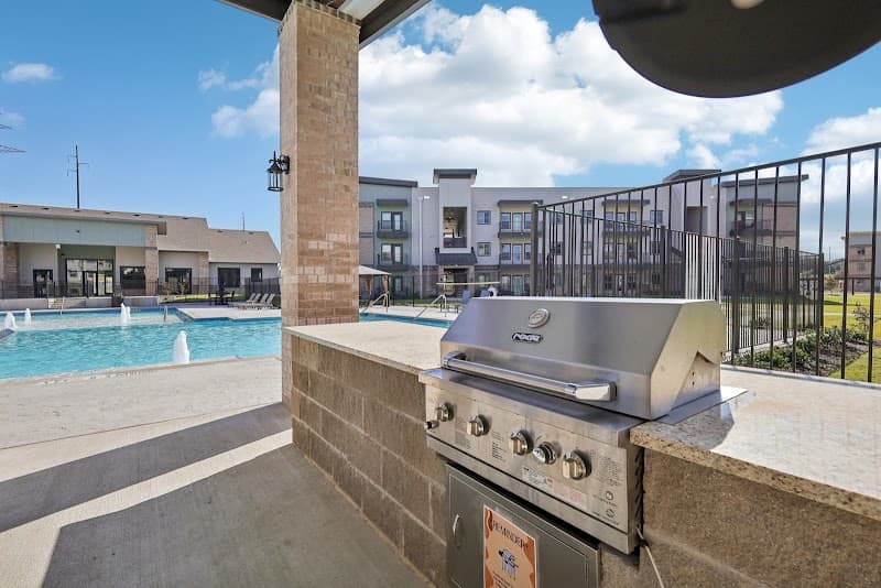 Live Oak Apartments