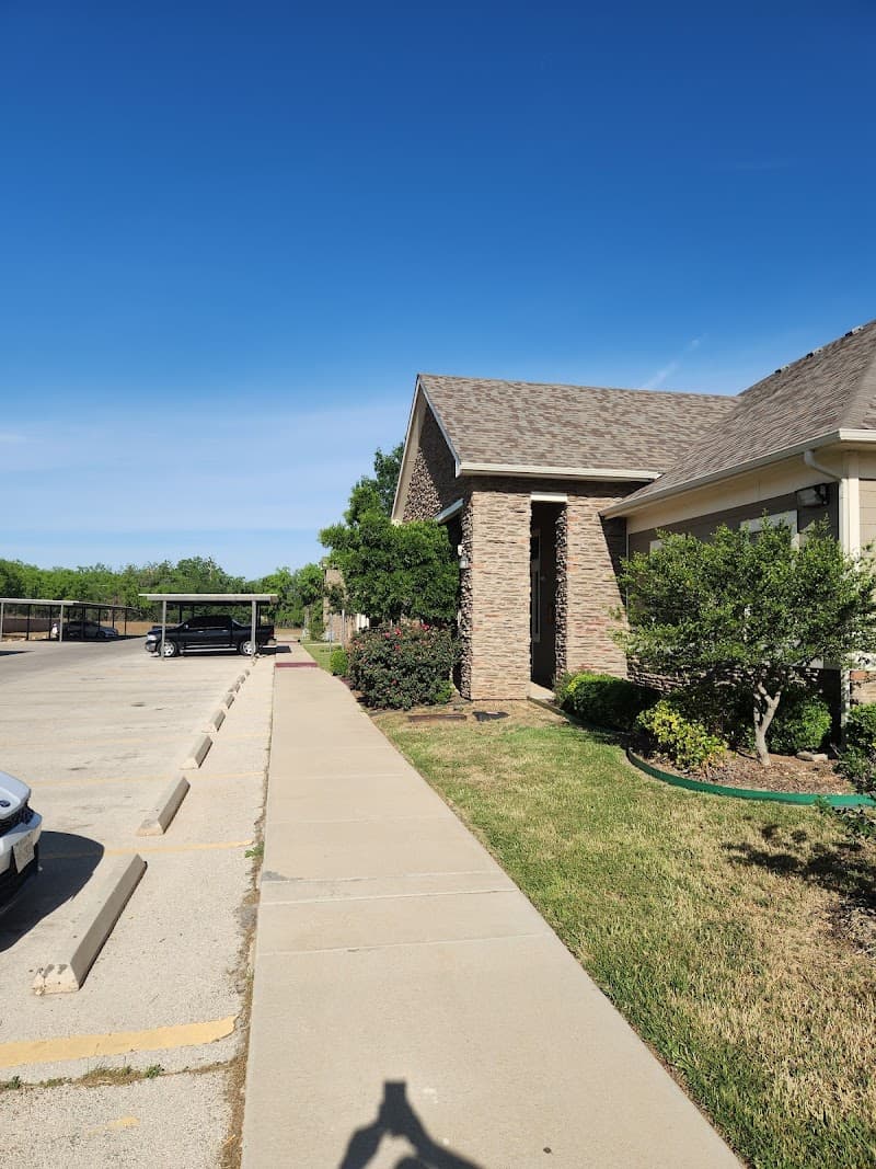 Mustang Heights Apartments