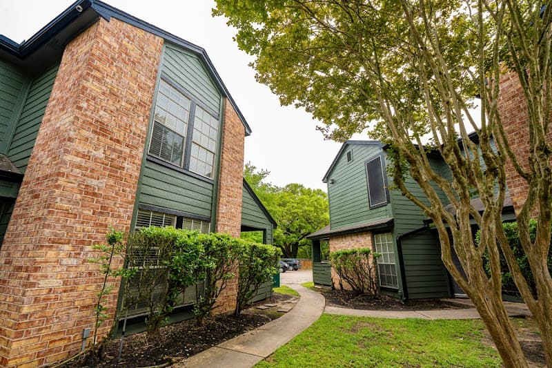 Oak Bend Apartments