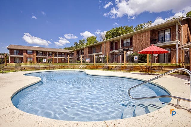 Oak Hill Apartments