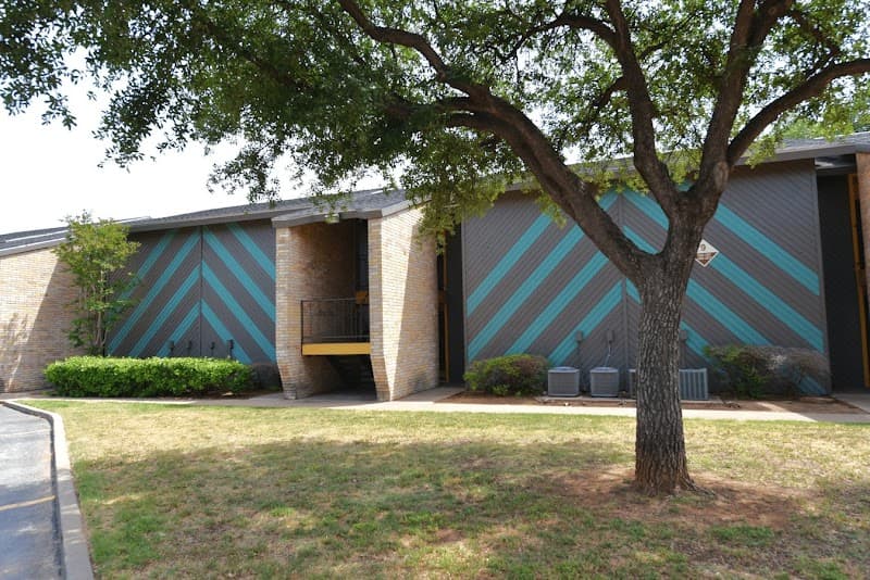 Plaza Square Apartments