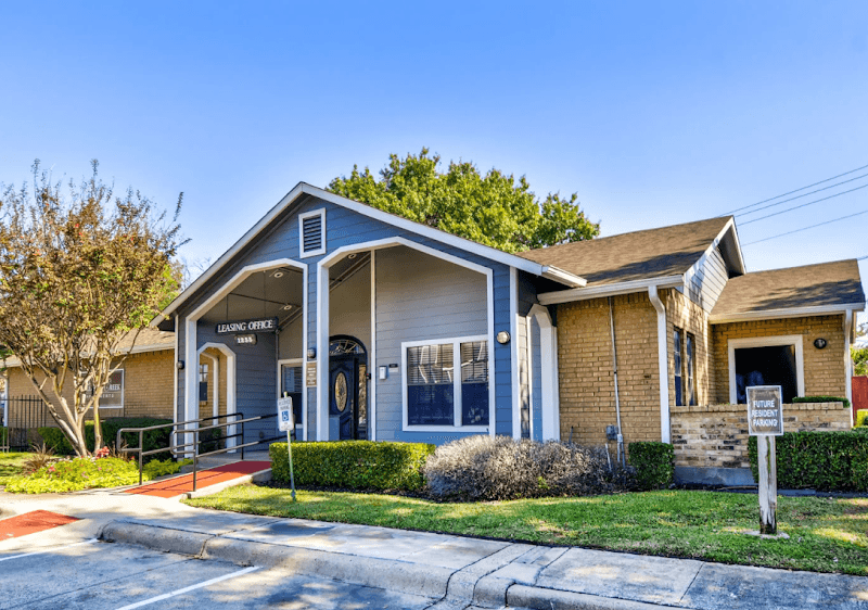 Pleasant Creek Apartments