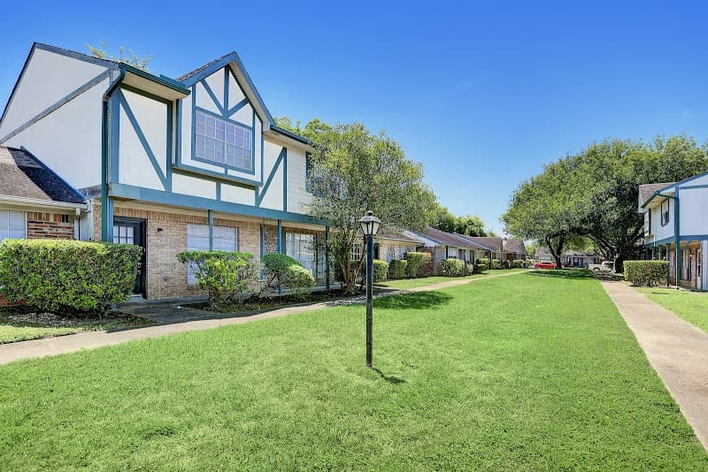 San Augustine Apartments and Townhomes