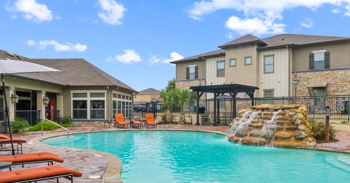 Shiloh Crossing Apartments