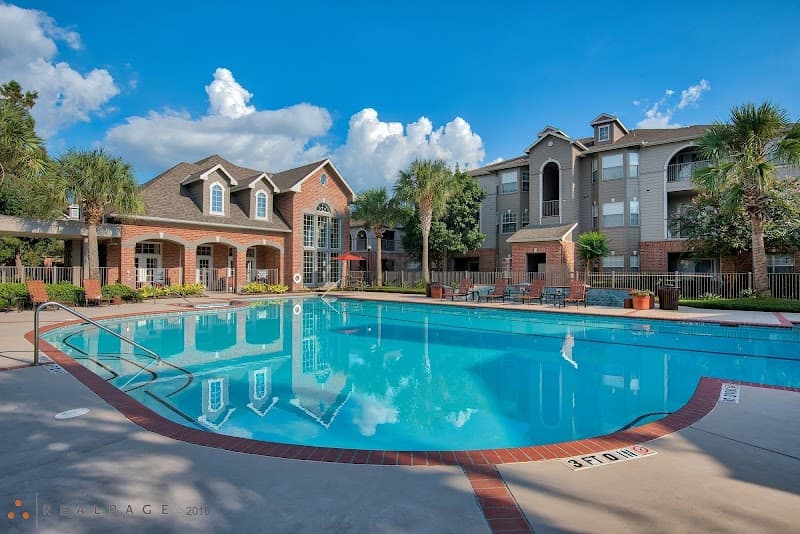 Southwind at Silverlake Apartments