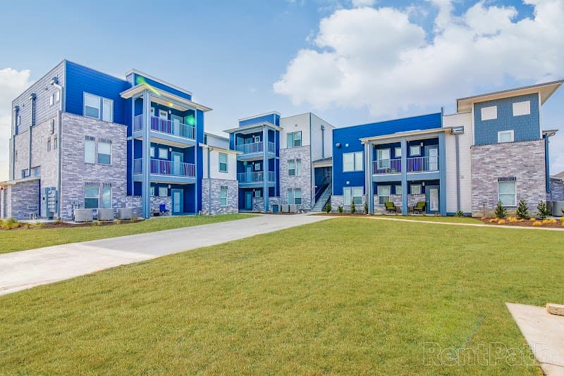 Stillhouse Flats Apartments