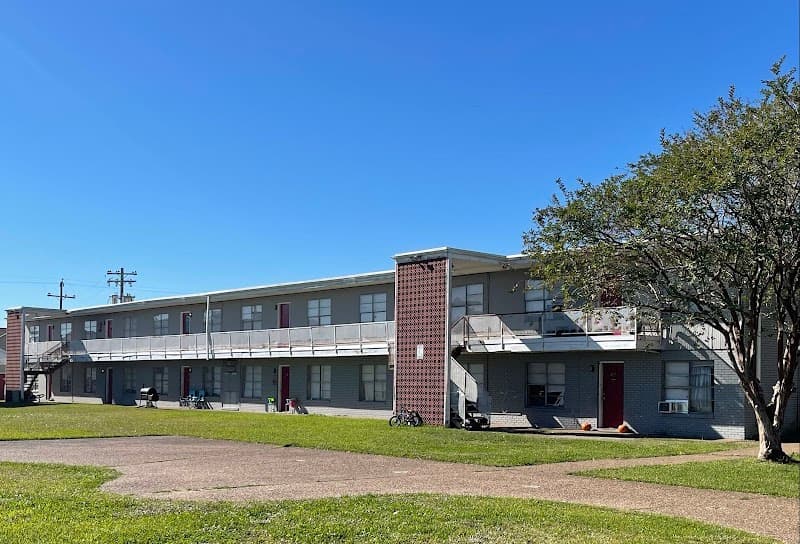 Tammie Jay Apartments