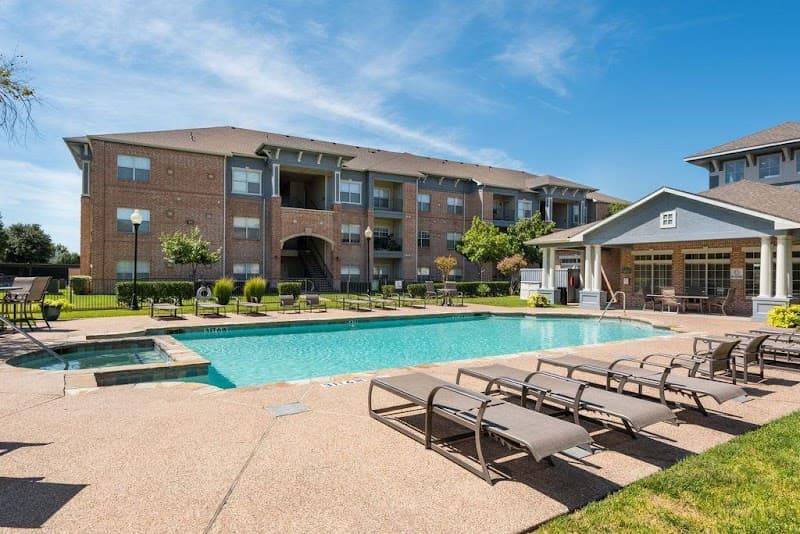 The Adriane Apartments