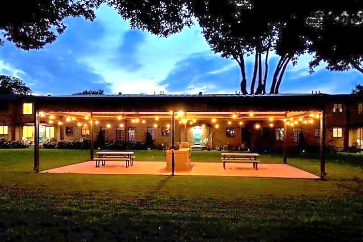 The Courtyards Apartments
