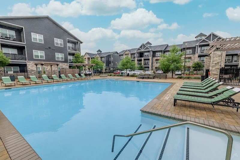The Grassdale at Manor Apartments