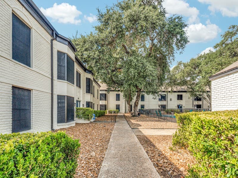 The Landmark at Alamo Heights