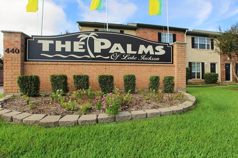 The Palms of Lake Jackson Apartment Homes