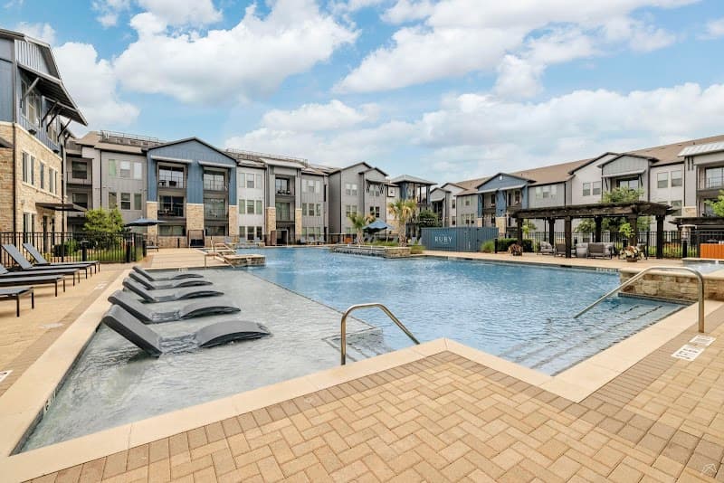 The Ruby at Chadwick Commons Apartments