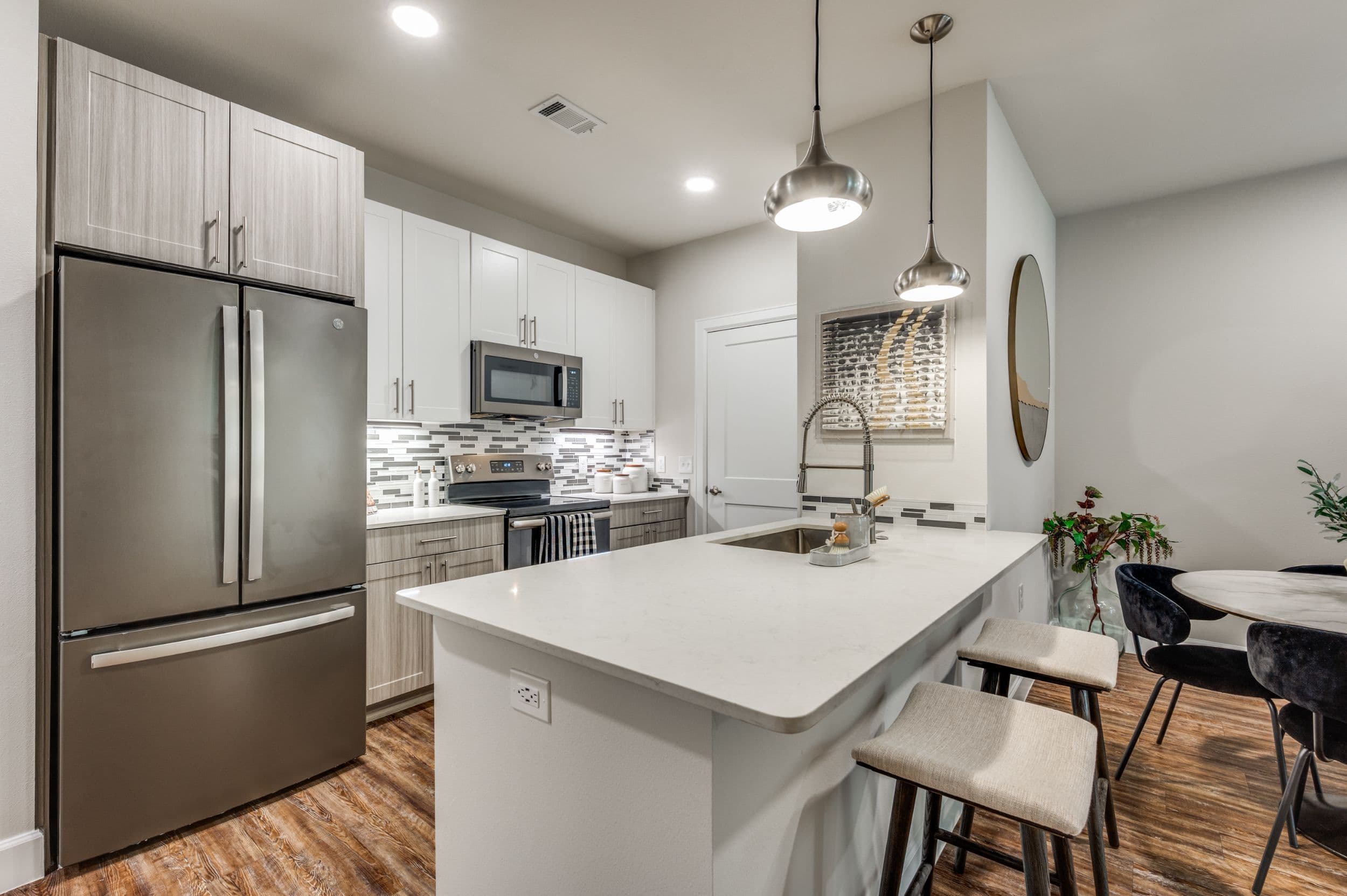 Theo Allen Gateway Apartments & Townhomes